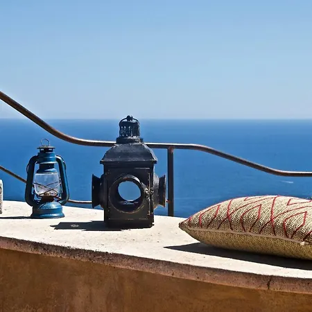 A Lea L'ua * Finale Ligure