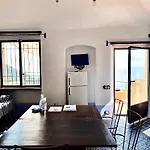 A Lea L'ua Сasa de vacaciones Finale Ligure