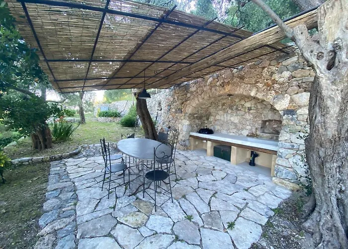 A Lea L'ua * Finale Ligure