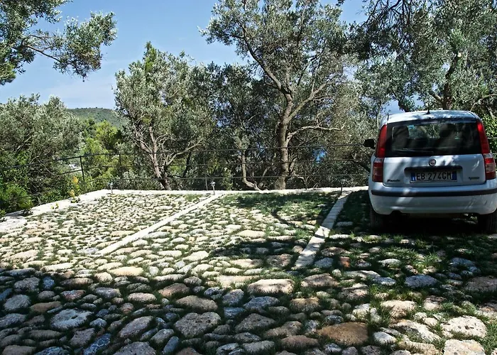 A Lea L'ua * Finale Ligure